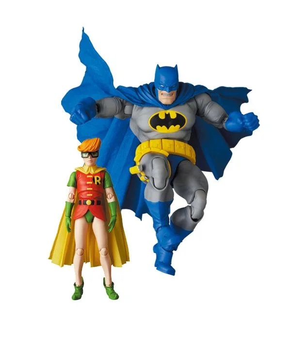 World of Warcraft Character Action Figures​ The Dark Knight Returns MAF EX Action Figures Batman Blue Version & Robin 11- 16 cm