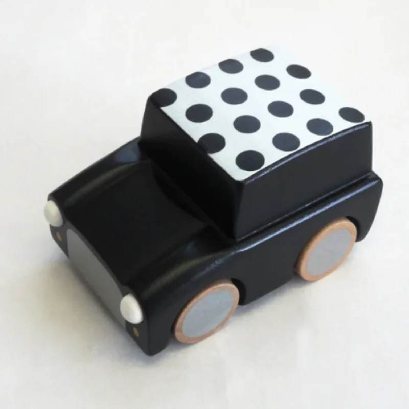 BLACK DOTS