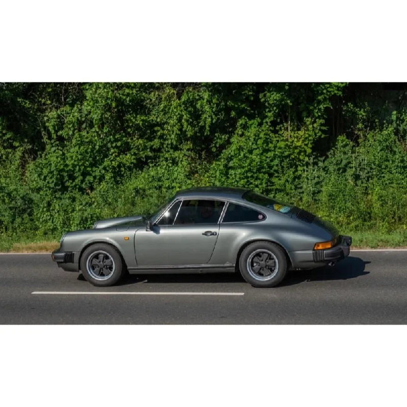 Mopeds for easy - to - ride transportation​ Revell 07689 1/24 Porsche 911 G Model Targa
